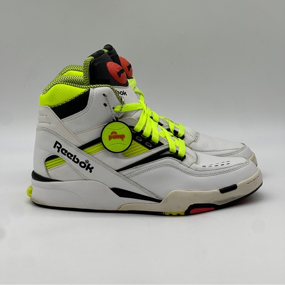 Reebok Other - Reebok Twilight Zone Pump Sneakers. Size 9